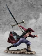 【In Stock】MegaHouse POP MAX One-Piece Dracule Mihawk 1/8 PVC Figure Statue - Image 3