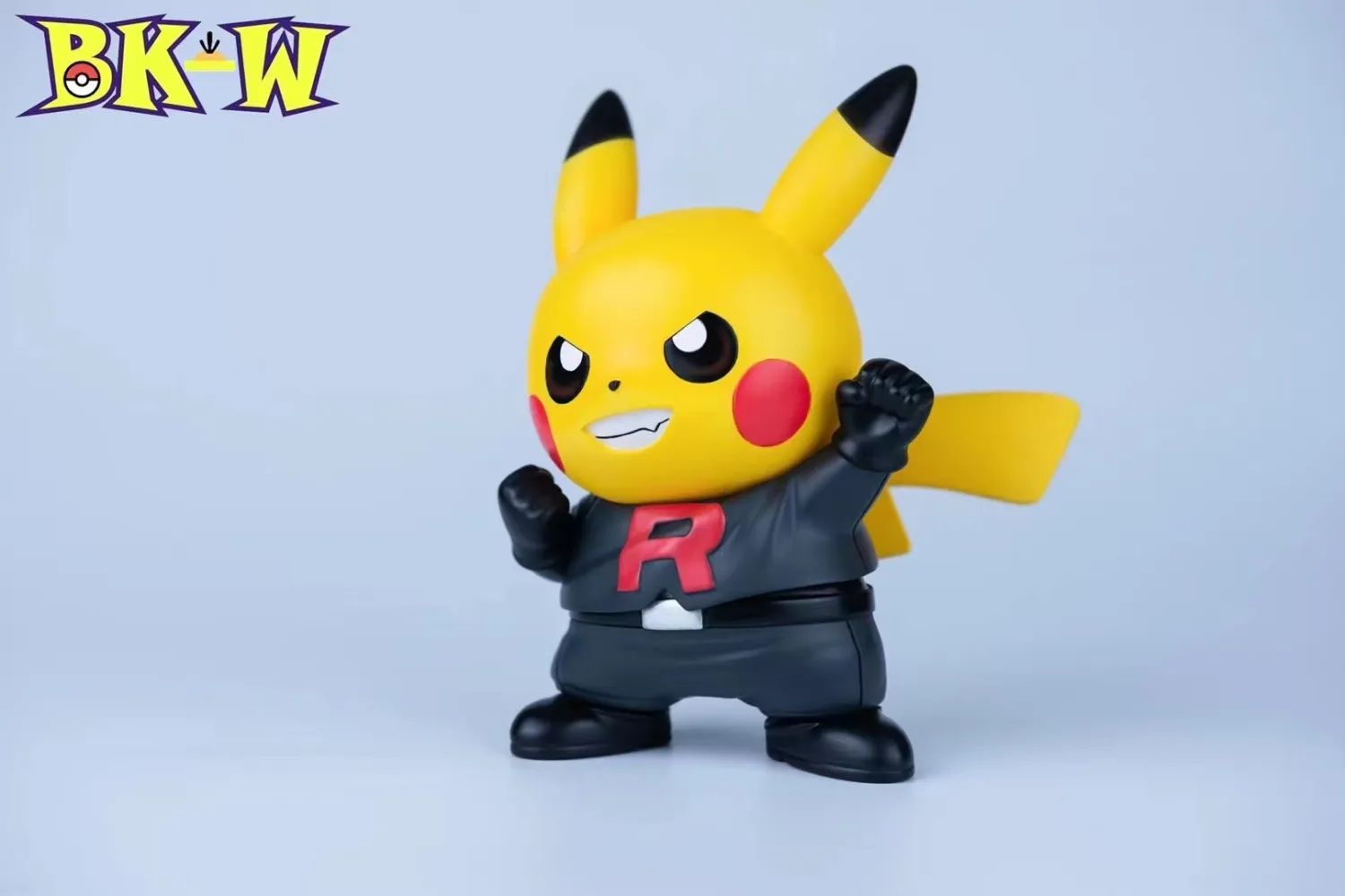 b7686e62329081eb 【Pre order】BKW Studio Pokemon James disguise Pikachu Resin statue - Image 1