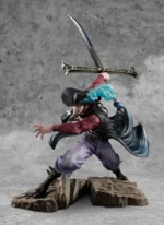 【In Stock】MegaHouse POP MAX One-Piece Dracule Mihawk 1/8 PVC Figure Statue - Image 2