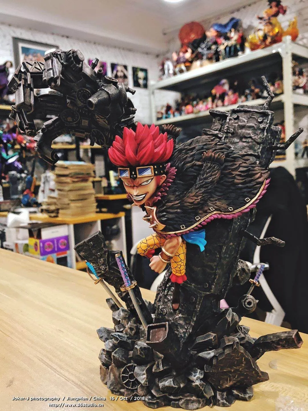 d13dc63b1682d6fc 【In Stock】EON Studio One-Piece Eustass Kid SD Scale Resin Statue - Image 1