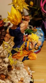 【In Stock】Infinity Studio Vegeta vs Goku SSJ2 1:6 Scale Resin Statue （Copyright） - Image 3