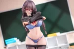【Pre order】Momoroser Studio 1/6 PVC Girl with Glasses Who Don't Want To Take PE Class - Image 6