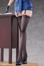 【Pre order】HanaBee Studio 1/6 PVC 唐突に脱ぎだす天然美術教師 瑠美 - Image 11