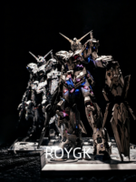 Damaged Unicorn Gundam standing pose one platform !1:48 mega - Image 2