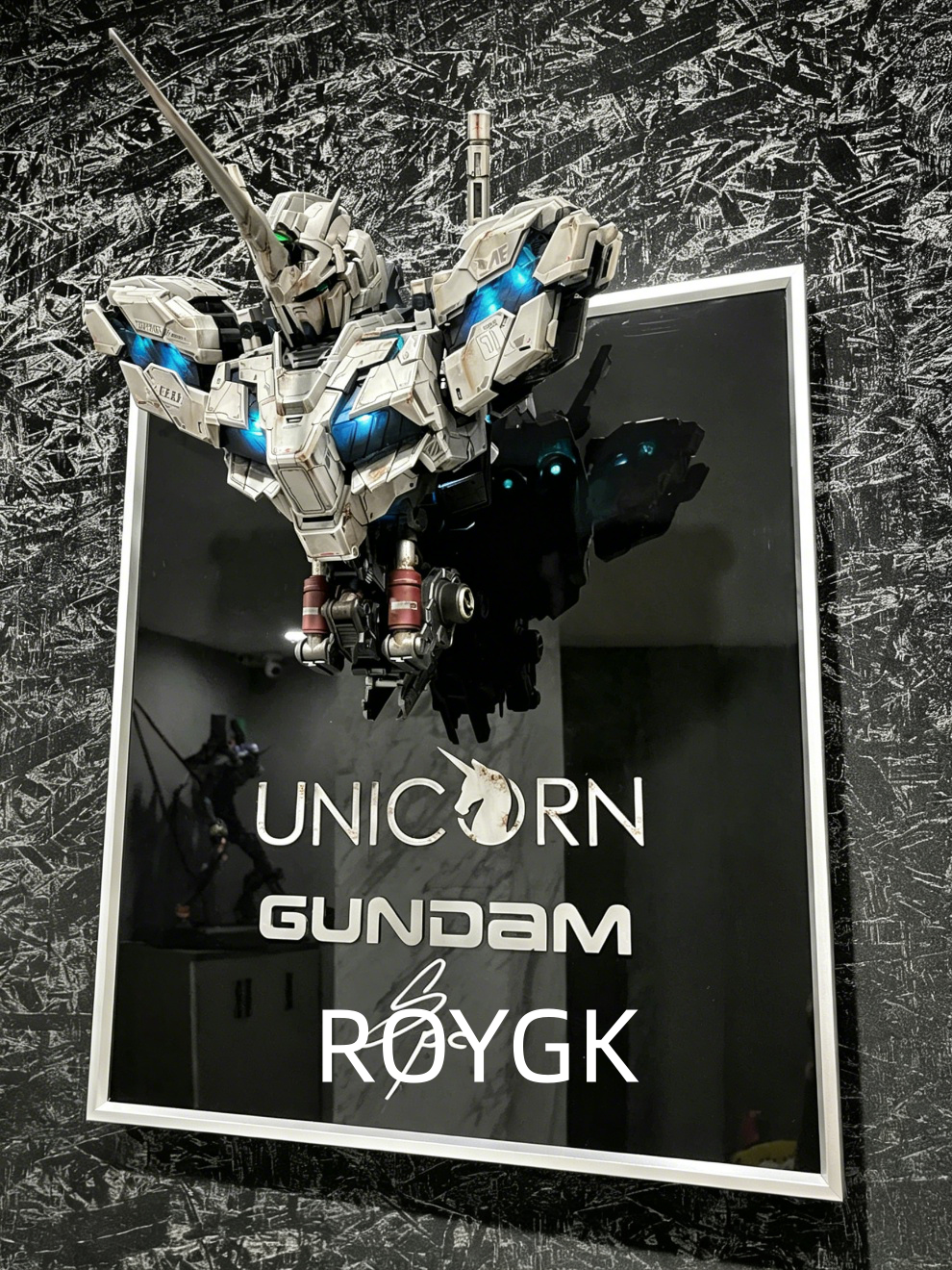 60100e83465f4ee5b47aa8ed2d6ebe91.webp~tplv-a9rns2rl98-image_raw_b 1:35 Unicorn Bust Gundam - Image 1