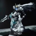 Iron-Blooded Barbatos | Battle-damaged Snowfield Scene Figure, Weathered Paintwork, Frozen Battlefield