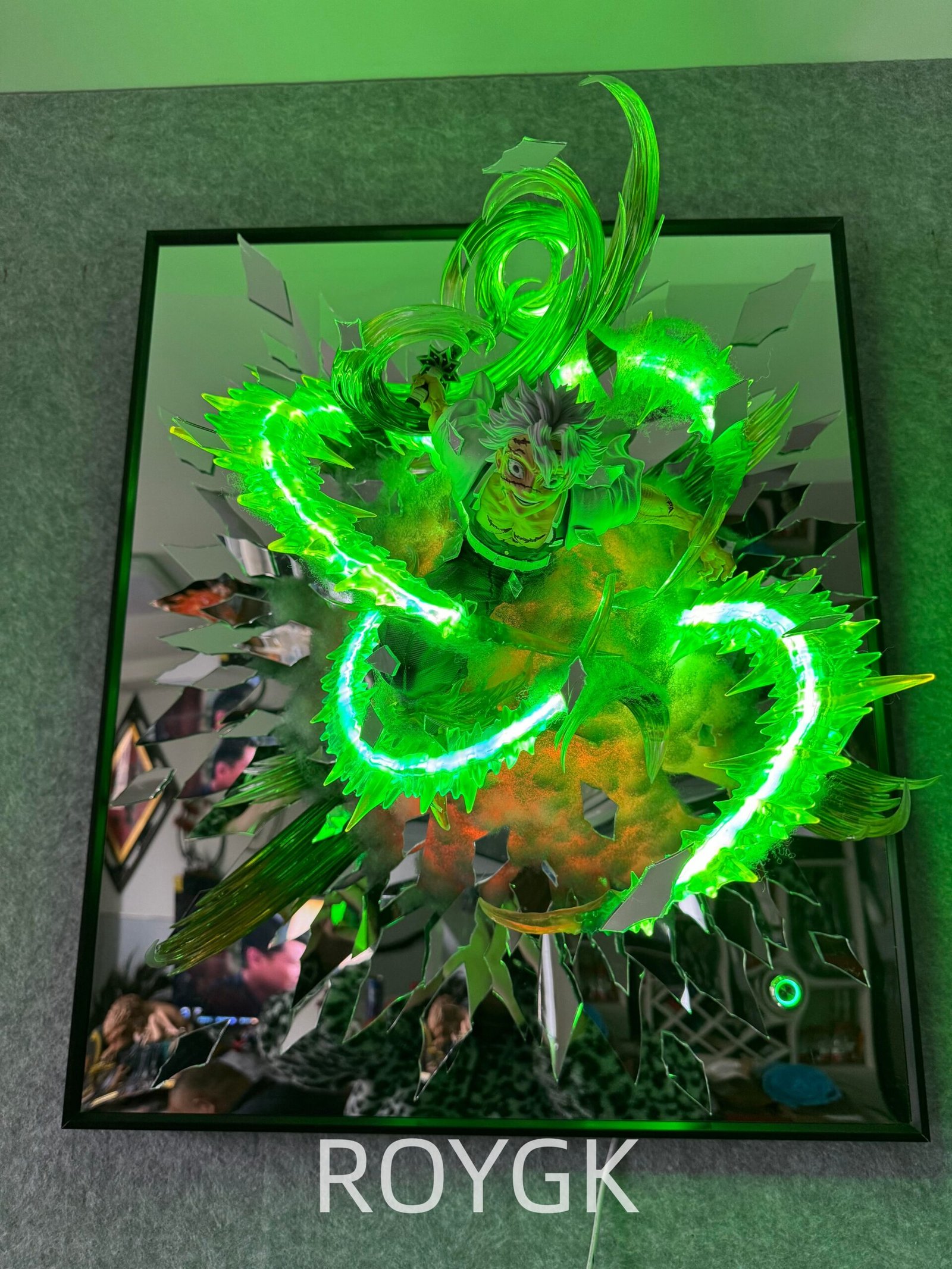 微信图片_20260914155915_221_208 Demon Slayer: Kimetsu no Yaiba - Shattered Mirror · Wind Hashira Shinazugawa Sanemi GK 3D Frame Statue with LED Light - Image 1